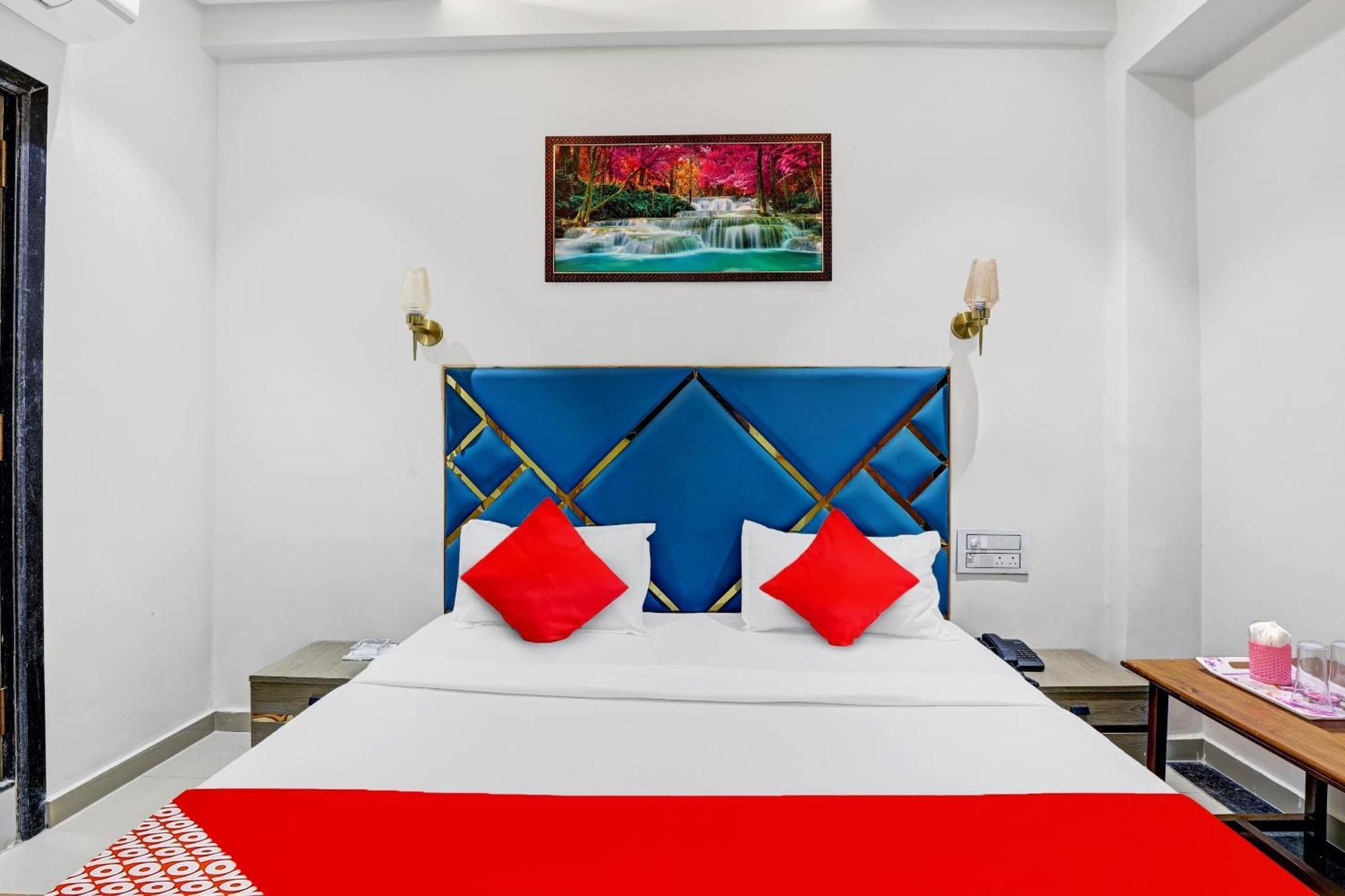 Hotel O Shree Palace Utran Exterior foto